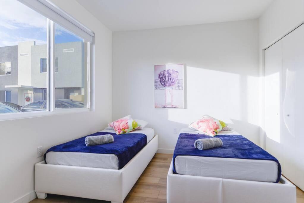 マイアミ Amazing Town House 15 Min From The Beach Wfree Parkingヴィラ エクステリア 写真