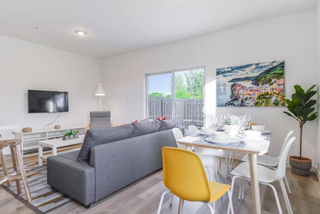 マイアミ Amazing Town House 15 Min From The Beach Wfree Parkingヴィラ エクステリア 写真
